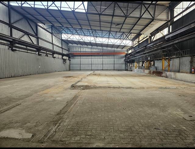 3,300M² WAREHOUSE TO LET IN ALRODE